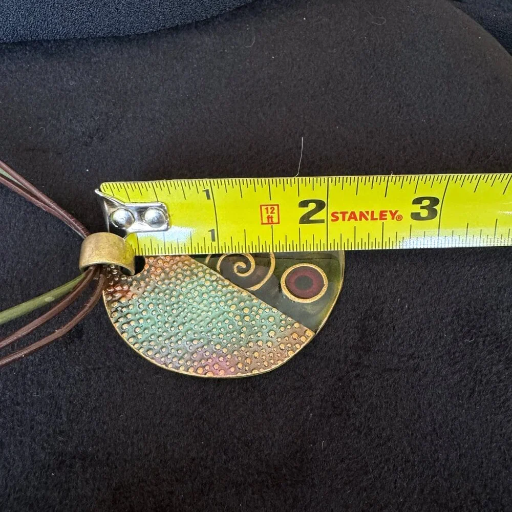 Medallion Gold Tone Olive Burgundy Pendant Enamel Leather Cord + Stud Earrings - Picture 10 of 12